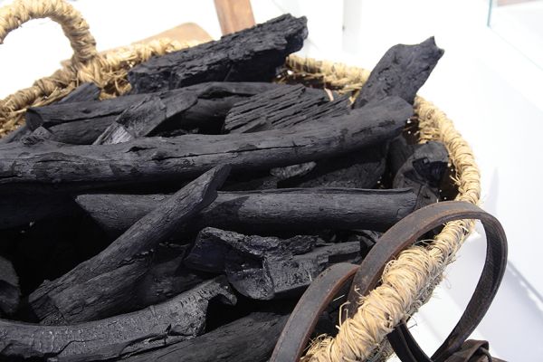 Can Caciques_carbó | © Can Caciques Can Caciques_carbó | © Can Caciques