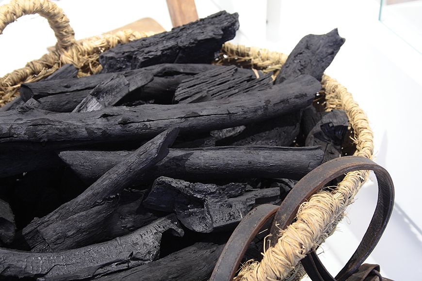 Can Caciques_carbó | © Can Caciques Can Caciques_carbó | © Can Caciques