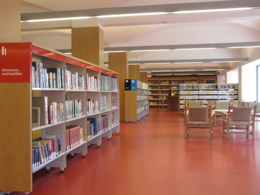Biblioteca Julià Cutiller Biblioteca Julià Cutiller